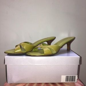 Vintage Light Green Kitten Heel